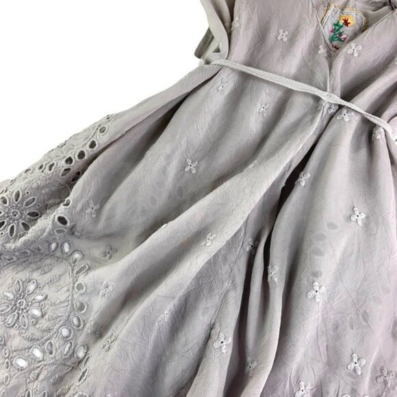 Johnny Was Oversized Eyelet Blouse in Grey with Tie at Waist Handkerchief Hem - Picture 4 of 8